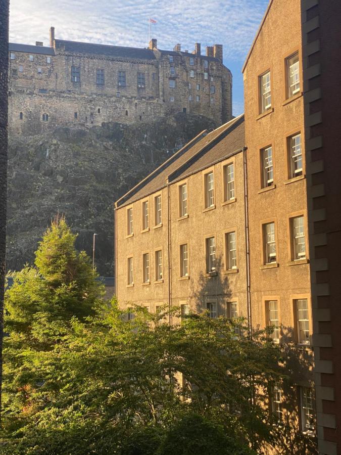 Edinburgh Castle Apartment Exterior foto